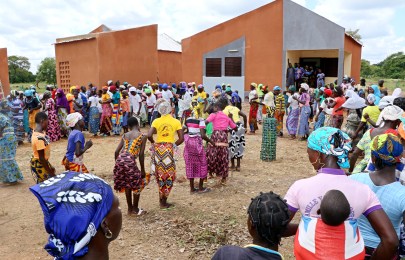 Konkourona villagers celebrating opening of health center